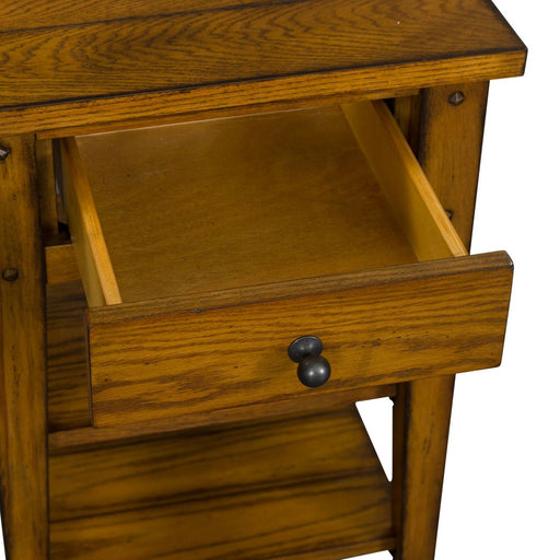 Liberty Furniture Lake House Chair Side Table in Oak - Furniture 4 Less (Jacksonville, NC)