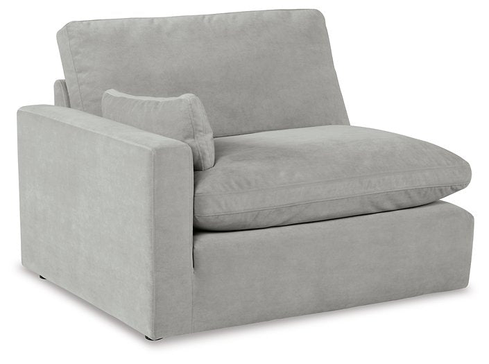 Sophie Sectional Sofa - Furniture 4 Less (Jacksonville, NC)