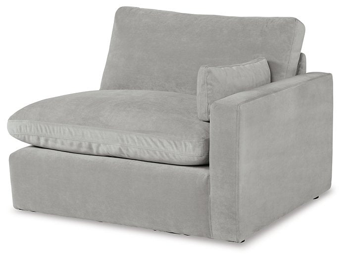 Sophie Sectional - Furniture 4 Less (Jacksonville, NC)