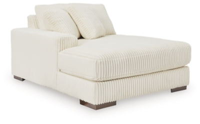 Lindyn Sectional with Chaise - Furniture 4 Less (Jacksonville, NC)