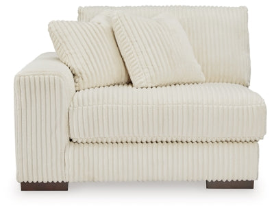 Lindyn Sectional with Chaise - Furniture 4 Less (Jacksonville, NC)