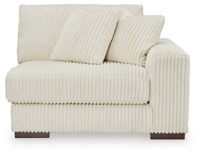 Lindyn Sectional with Chaise - Furniture 4 Less (Jacksonville, NC)