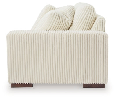 Lindyn Sectional with Chaise - Furniture 4 Less (Jacksonville, NC)
