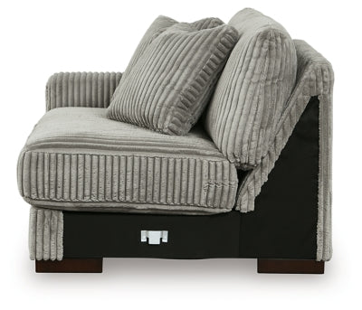 Lindyn Sectional with Chaise - Furniture 4 Less (Jacksonville, NC)
