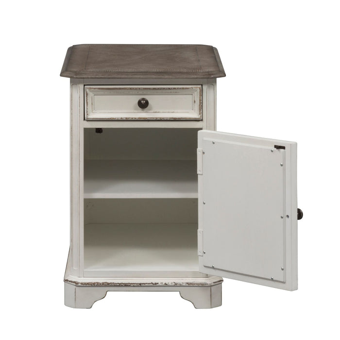 Magnolia Manor Chair Side Table - Furniture 4 Less (Jacksonville, NC)