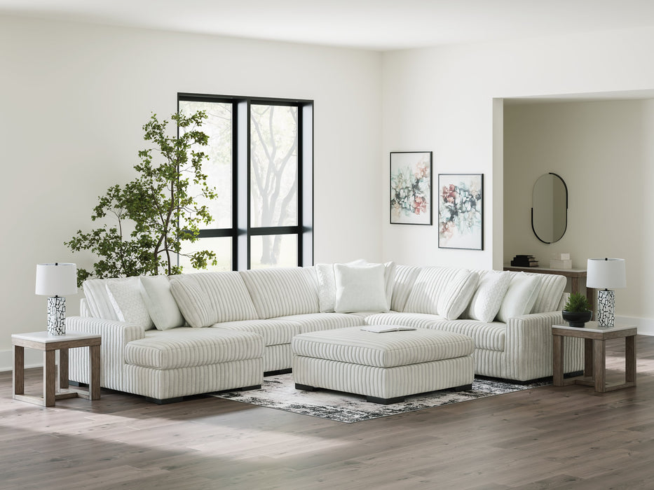 Stupendous Sectional with Chaise - Furniture 4 Less (Jacksonville, NC)