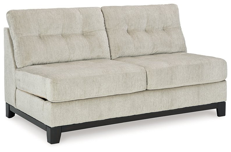 Maxon Place Sectional with Chaise - Furniture 4 Less (Jacksonville, NC)