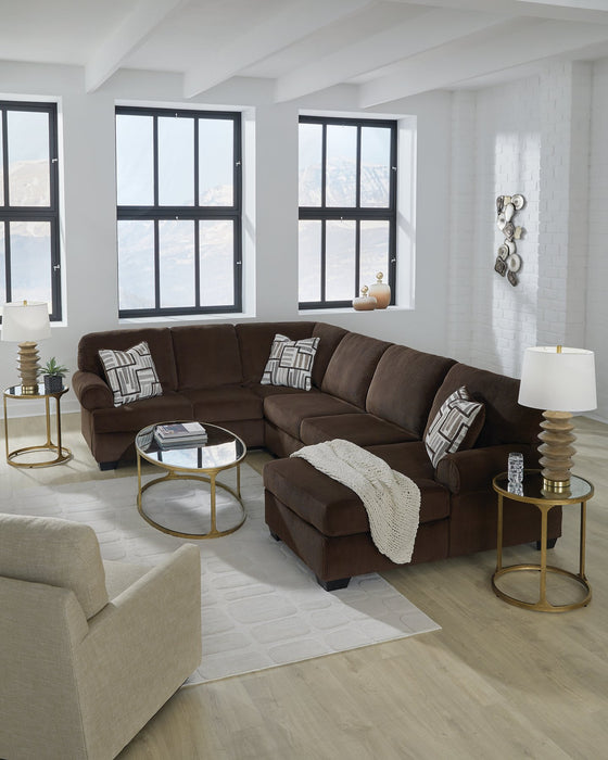 Kimlee Sectional with Chaise - Furniture 4 Less (Jacksonville, NC)