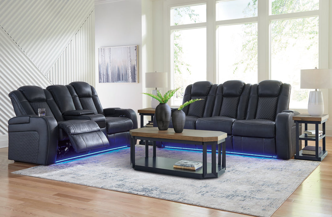 Fyne-Dyme Living Room Set - Furniture 4 Less (Jacksonville, NC)