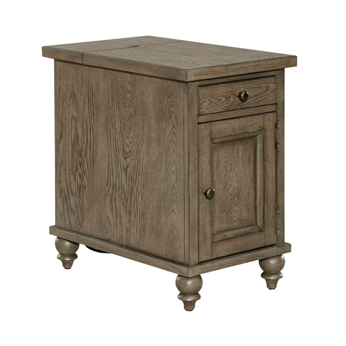 Americana Farmhouse Chair Side Table in Dusty Taupe - Furniture 4 Less (Jacksonville, NC)