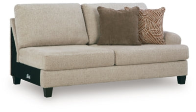 Steelwater Retreat Sectional with Chaise - Furniture 4 Less (Jacksonville, NC)