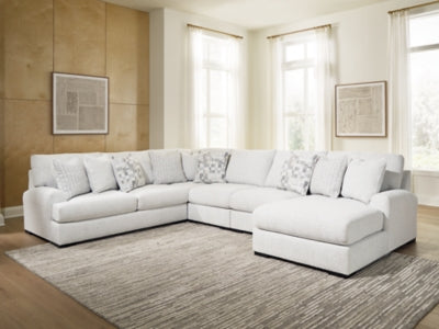 Misty-Lakes Sectional with Chaise - Furniture 4 Less (Jacksonville, NC)