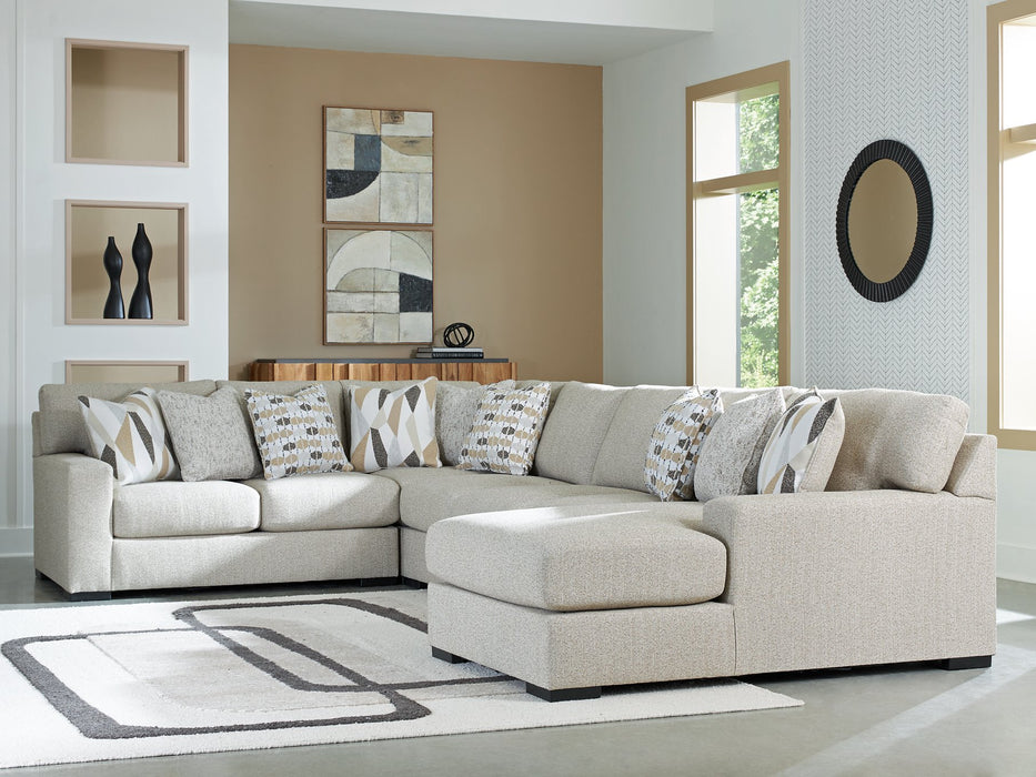 Laurelgrove Sectional with Chaise - Furniture 4 Less (Jacksonville, NC)