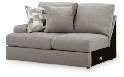 Lindon Sectional with Chaise - Furniture 4 Less (Jacksonville, NC)