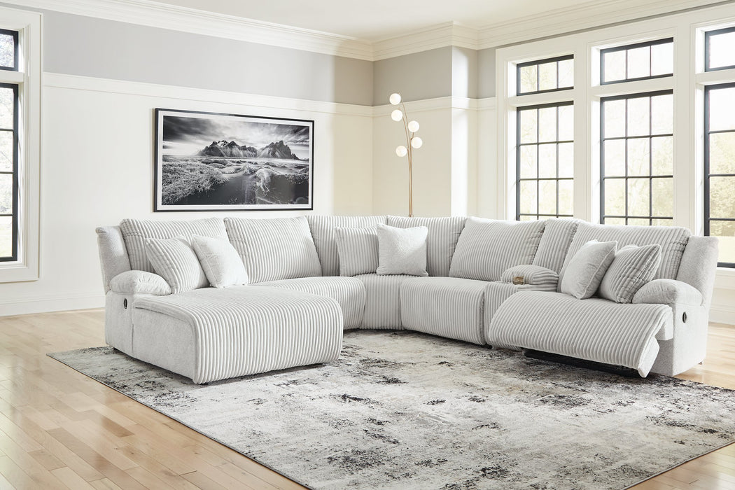 Top Tier Reclining Sectional with Chaise