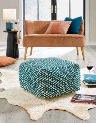 Brynnsen Pouf - Furniture 4 Less (Jacksonville, NC)
