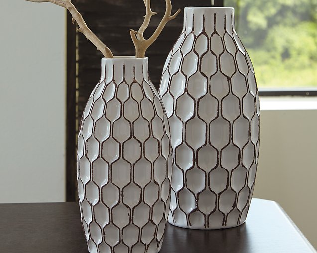 Dionna Vase (Set of 2) - Furniture 4 Less (Jacksonville, NC)