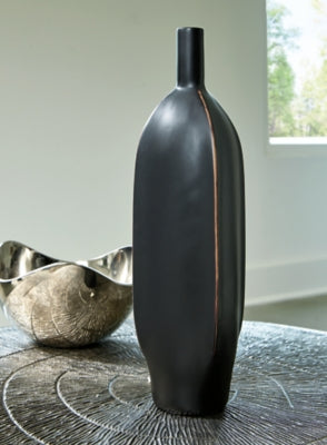Rhaveney Vase - Furniture 4 Less (Jacksonville, NC)