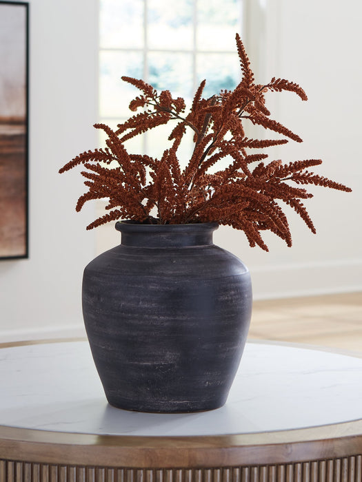 Meadie Vase - Furniture 4 Less (Jacksonville, NC)
