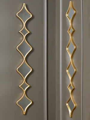 Harriswood Accent Mirror Set (Set of 2) - Furniture 4 Less (Jacksonville, NC)