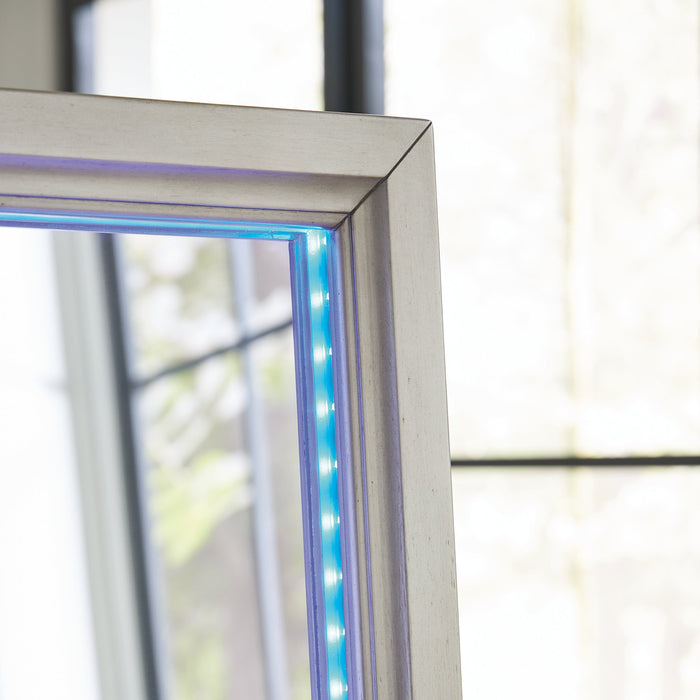 Evesen Floor Standing Mirror/Storage - Furniture 4 Less (Jacksonville, NC)