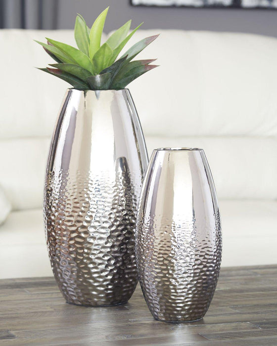 Dinesh Vase (Set of 2)