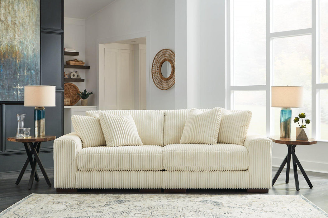 Lindyn Sectional Sofa - Furniture 4 Less (Jacksonville, NC)