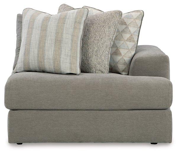 Avaliyah Sectional Sofa - Furniture 4 Less (Jacksonville, NC)