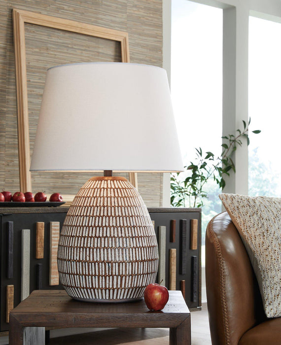 Darrich Table Lamp - Furniture 4 Less (Jacksonville, NC)
