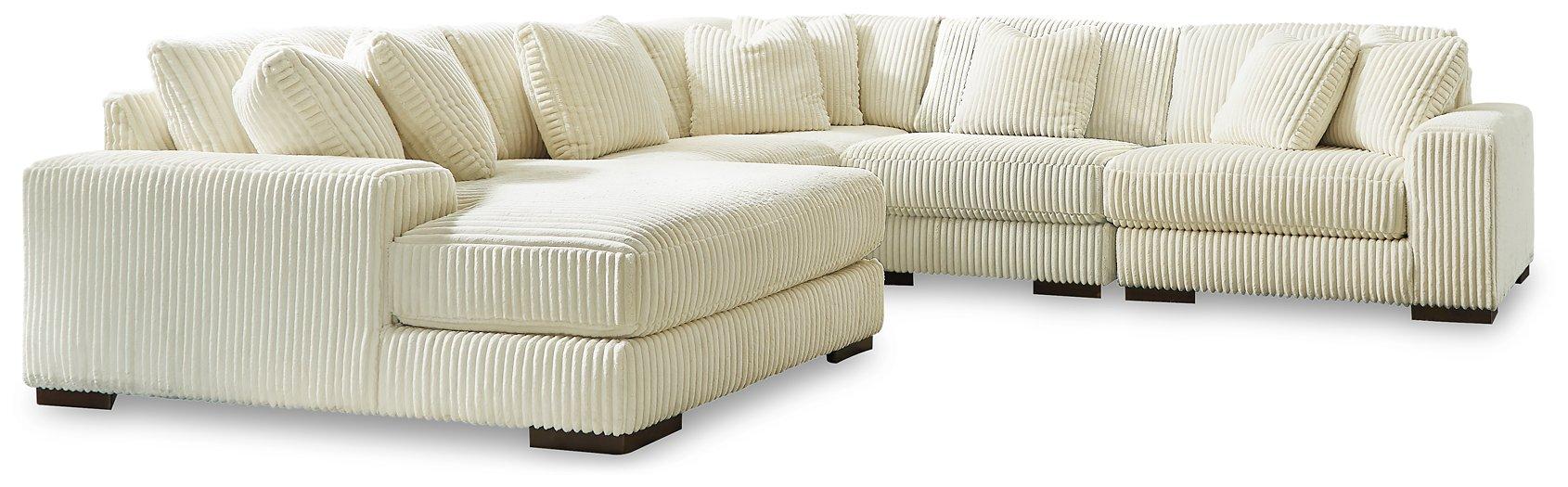 Lindyn Sectional with Chaise - Furniture 4 Less (Jacksonville, NC)