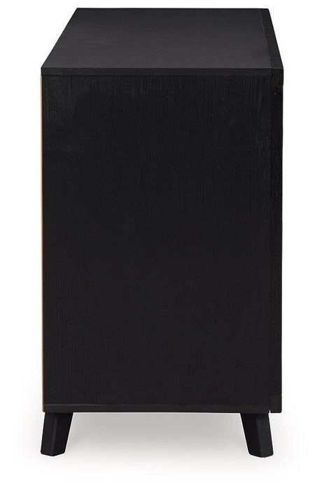 Danziar Dresser and Mirror - Furniture 4 Less (Jacksonville, NC)