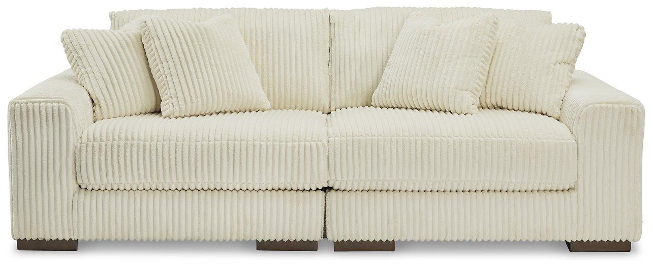Lindyn Sectional Sofa - Furniture 4 Less (Jacksonville, NC)