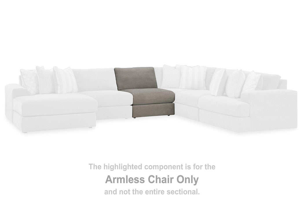 Avaliyah Sectional with Chaise