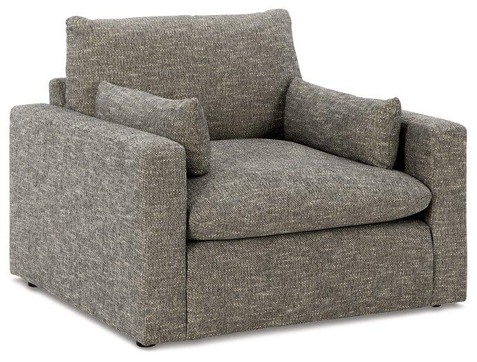 Dramatic Oversized Chair - Furniture 4 Less (Jacksonville, NC)