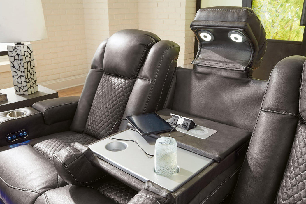 Fyne-Dyme Power Reclining Sofa - Furniture 4 Less (Jacksonville, NC)