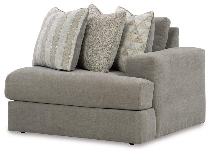 Avaliyah Sectional Sofa - Furniture 4 Less (Jacksonville, NC)