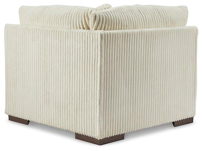 Lindyn Sectional with Chaise - Furniture 4 Less (Jacksonville, NC)