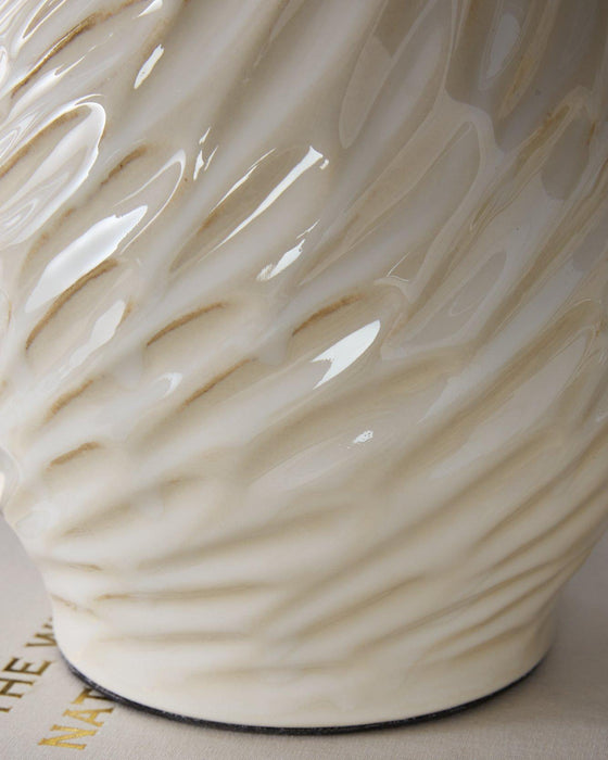 Garinton Table Lamp - Furniture 4 Less (Jacksonville, NC)