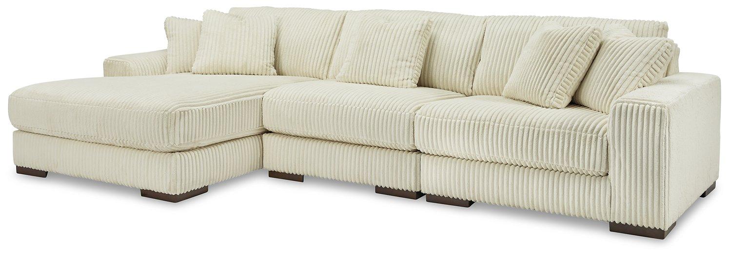 Lindyn Sectional with Chaise - Furniture 4 Less (Jacksonville, NC)