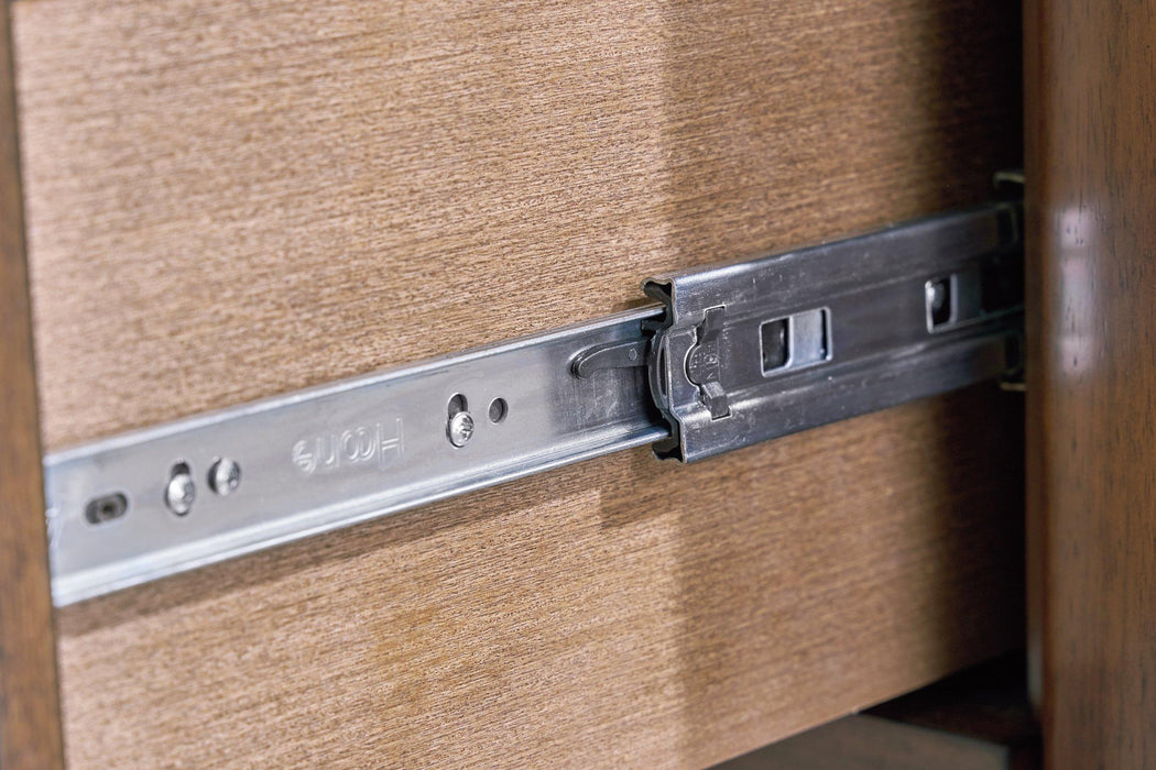 Lyncott Bedroom Set - Furniture 4 Less (Jacksonville, NC)