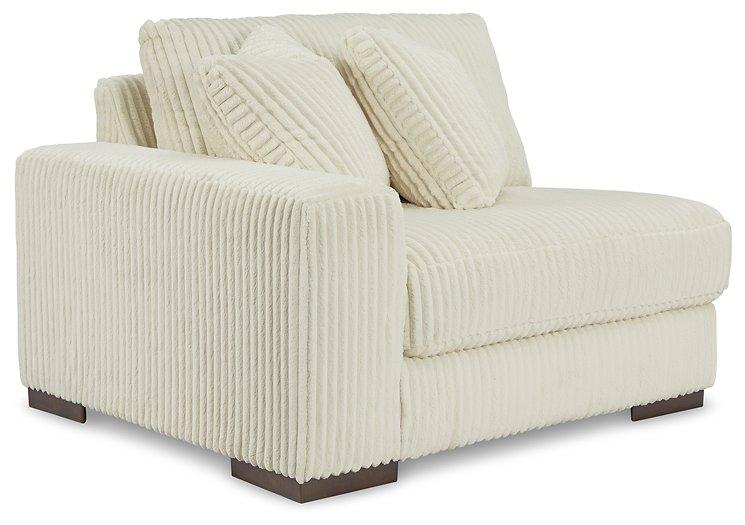 Lindyn Sectional - Furniture 4 Less (Jacksonville, NC)