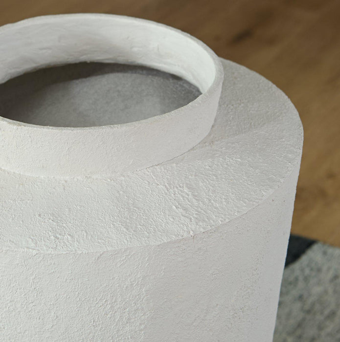 Flurinworth Vase - Furniture 4 Less (Jacksonville, NC)