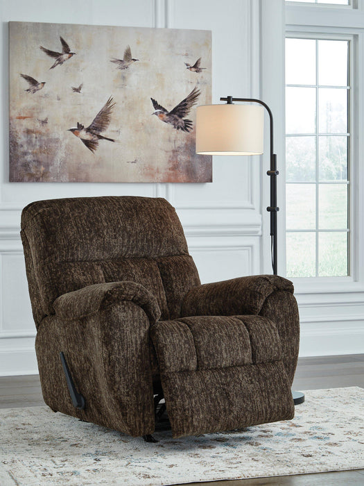 Stayfish Recliner - Furniture 4 Less (Jacksonville, NC)