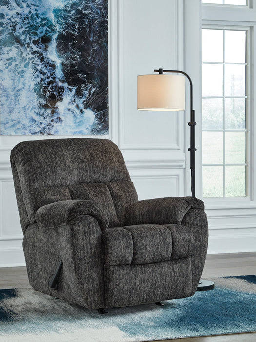 Stayfish Recliner - Furniture 4 Less (Jacksonville, NC)