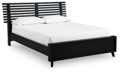 Danziar Queen Slat Bed - Furniture 4 Less (Jacksonville, NC)