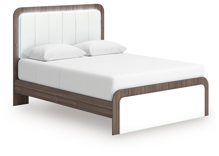 Kendanport Upholstered Bed - Furniture 4 Less (Jacksonville, NC)