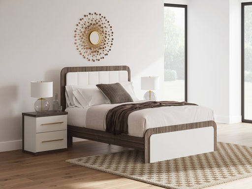 Kendanport Upholstered Bed - Furniture 4 Less (Jacksonville, NC)