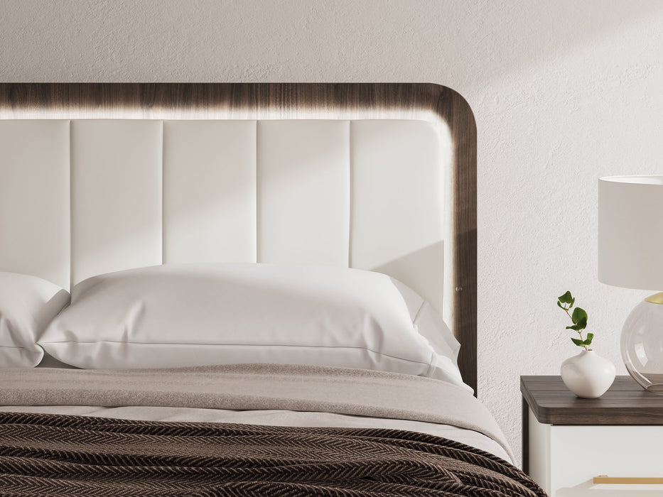 Kendanport Upholstered Bed - Furniture 4 Less (Jacksonville, NC)