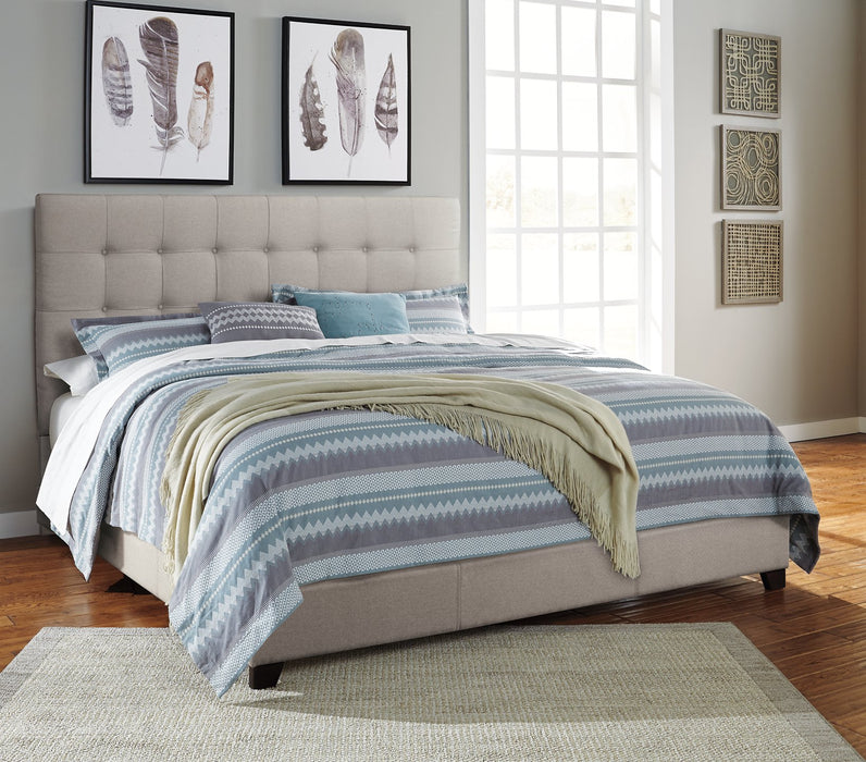 Dolante Upholstered Bed - Furniture 4 Less (Jacksonville, NC)