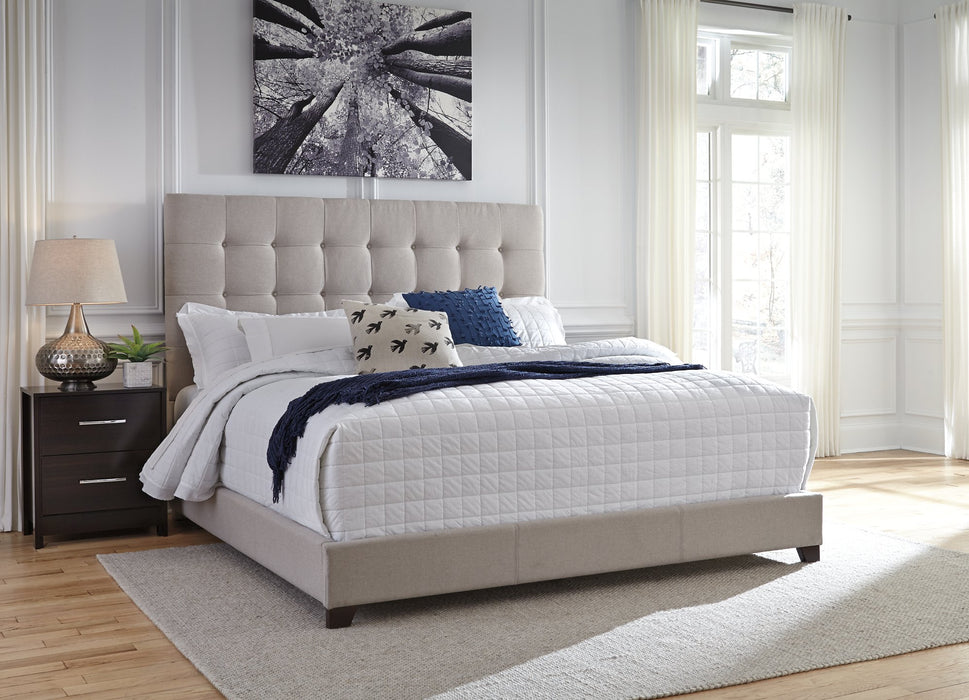 Dolante Upholstered Bed - Furniture 4 Less (Jacksonville, NC)